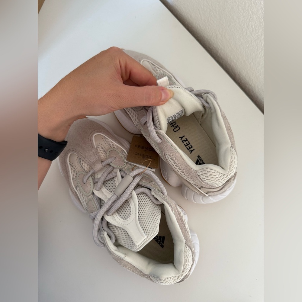 New Yeezy 500 sneakers women’s 100% authentic - Picture 6 of 10